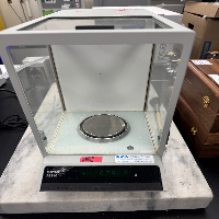 Mettler Toledo AE240 Analytical Balance image 0